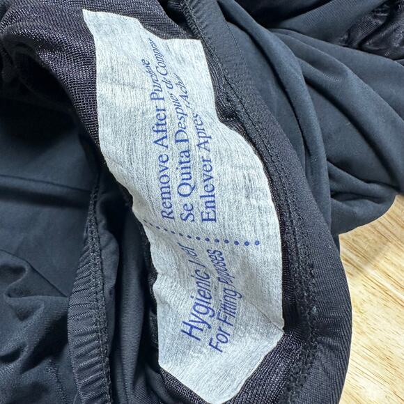 Magicsuit Solid Susan Underwire Swim Dress in Black Women's Size 14 New With Tag - Picture 7 of 9